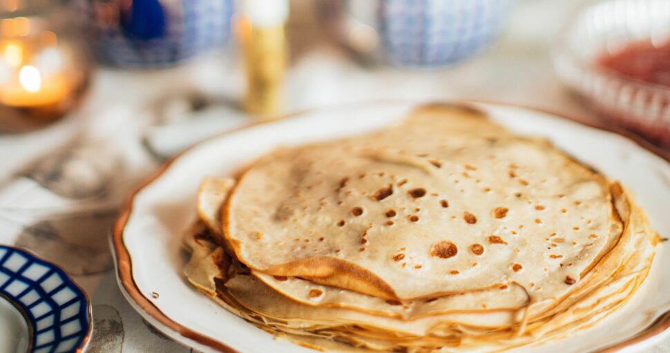 Crepes salate ricetta per una cena semplice e veloce